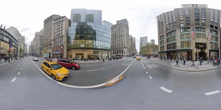 Street-level panorama of the same point captured in 2017.11